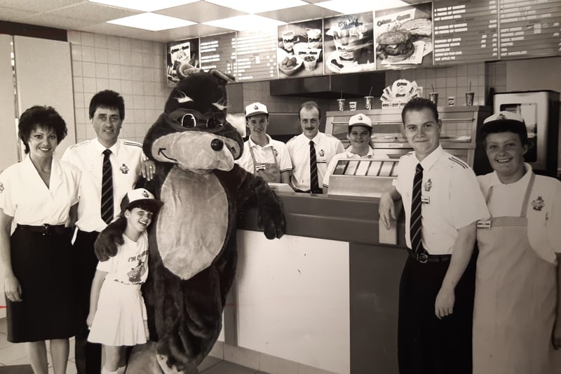 This was KFC in 1988 on Whitegate Drive. It had undergone a total re-vamp 11 years after being the first Blackpool franchise to open in 1977. It was the 16th Kentucky Fried Chicken in the country