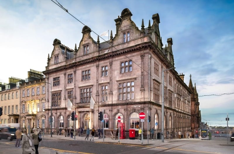 Ireland's biggest hotel group Dalata has secured planning permission for a 167-bedroom hotel in a Category A building in Edinburgh's St Andrew Square, formerly used as offices for Virgin Money.
The plans include replacing the existing five-storey modern extension with a new seven/eight storey extension and adding a new rooftop extension.
The four-star hotel in the north-east corner of the square will operate under the Clayton brand.