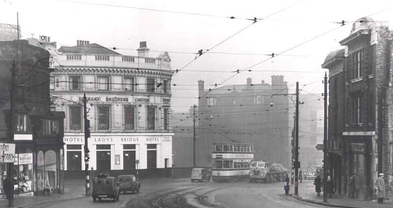 Looking towards Lady's Bridge, Sheffield, in 1955, with Lady's Bridge Hotel visible