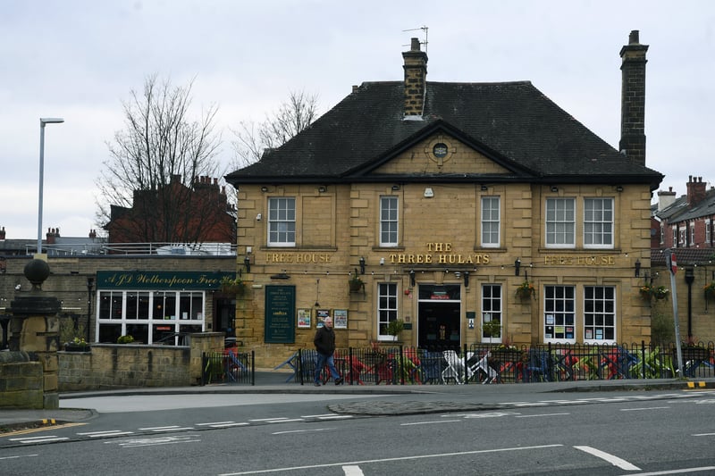 The Chapel Allerton Wetherspoons, located on Harrogate Road, is rated 4 stars 