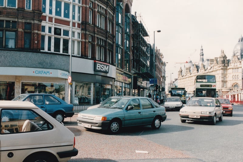 Share your memories of Leeds in 1994 with Andrew Hiutchinson via email at: andrew.hutchinson@jpress.co.uk or tweet him - @AndyHutchYPN