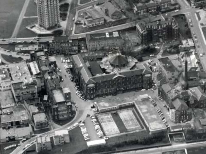 An aerial view of an unidentified area of Sheffield, some time between 1980 and 1999