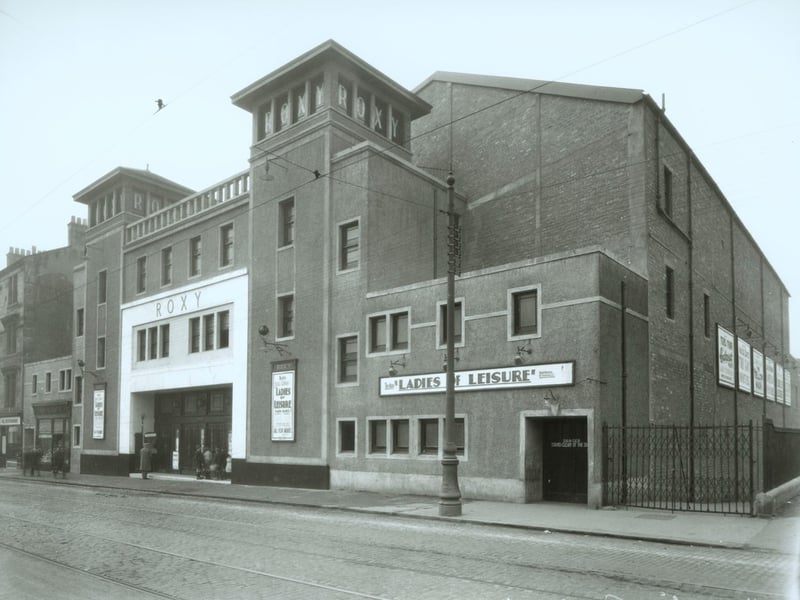 The Roxy opened in September 1930 on the site of the older Maryhill Picture House. The  2,270 seater cinema was sold to G&WofS Cinemas Ltd in April 1945 then CMA (Rank) in April 1955. It was closed and demolished in October 1962.