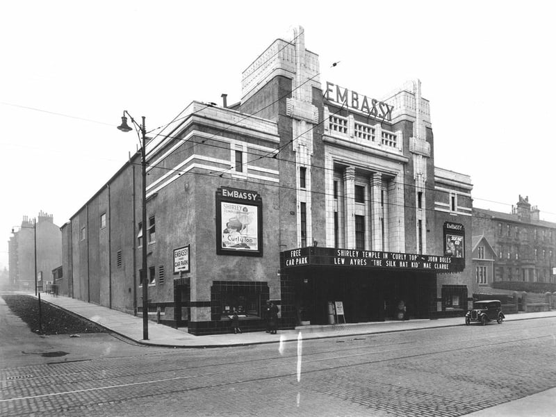 Opened in February 1936 by Harry Winocour. The seat 1,638. cinema was told to Glasgow Photo Playhouse company in 1938 before being demolsihed in May 1965 for a supermarket. The site is now flats.