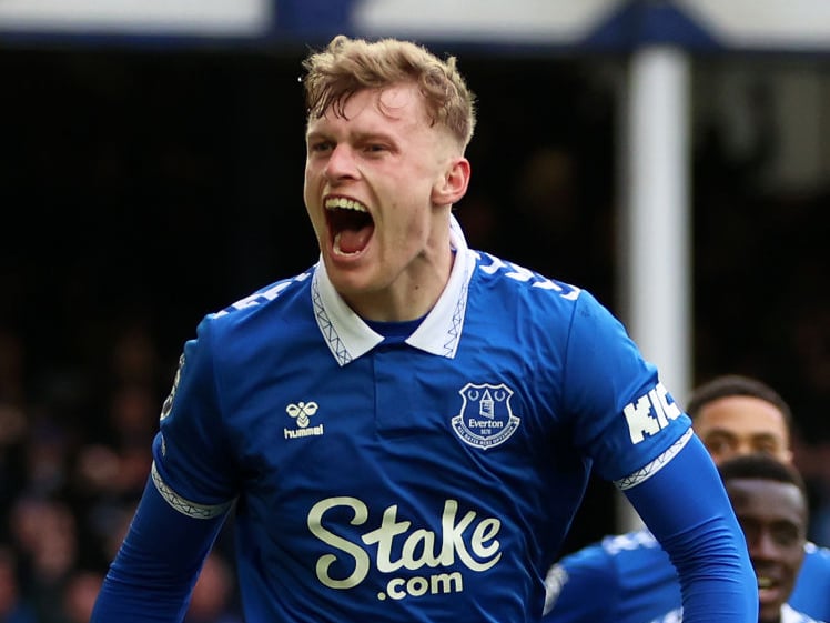 Ten Hag would love to sign a more suitable replacement for Lisandro Martinez and there are not many better than Everton ace Branthwaite. He would tick a lot of boxes but would likely command a huge transfer fee that would use up a lot of the budget.