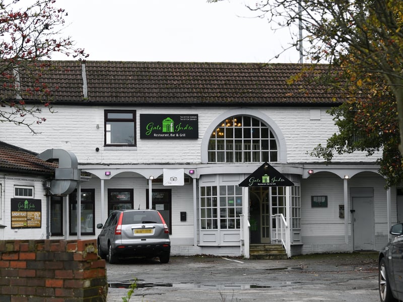 Gate of India is a long-standing favourite in Morley, praised for its consistently high standards and welcoming atmosphere. Diners often highlight the depth of flavour in the traditional curries and the exceptional quality of the garlic naan.
🍛Bridge Street, Morley, Leeds LS27 0EN