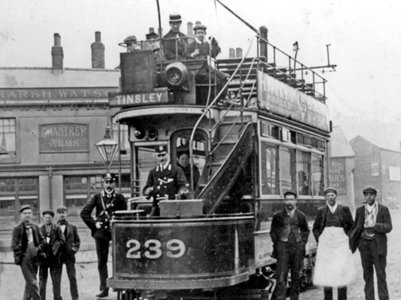 The Woodseats tram terminus, on Chesterfield Road, at the bottom of Chantrey Road, some time between 1904 and 1909