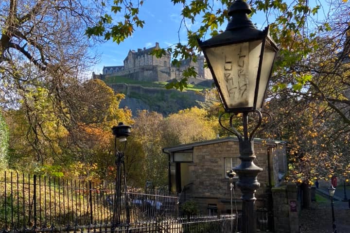 Dorota Wu sent us this great photo of Edinburgh Castle on a sunny autumnal day.