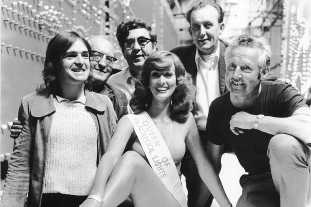 Queen of the Blackpool Lights Pauline Davies, chosen by these Illuminations. Left to right Graham Ogden, George Danier, Ted Bentley, Pauline Davies, Albert Borrowdale and Bert Dilworth