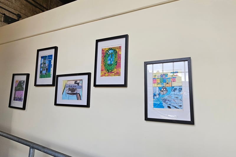 Located next to the path leading to the Pump Room, the environmental drawings with an urban and vibrant tone were created by Madeleine Redfern and tell Underfall Yard's story.