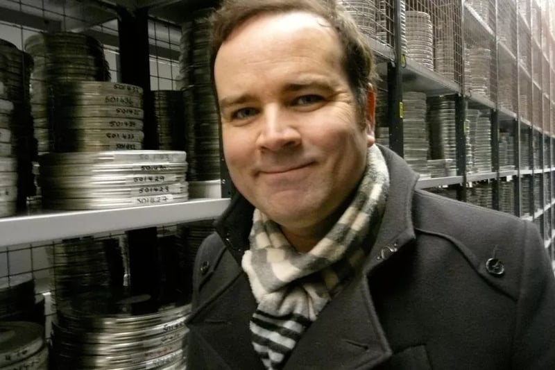 Greg Hemphill was made Rector of the University of Glasgow between 2001 and 2004. after narrowly defeating Alasdair Gray. 