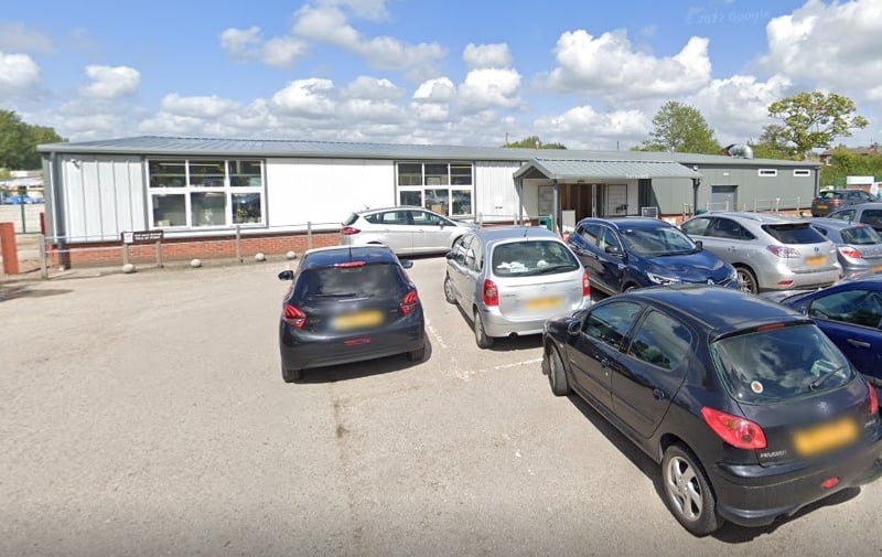 Wigan Road, Leyland, PR25 5XW | 4.4 out of 5 (1,026 Google reviews) | "Lovely little garden centre with craft items instore as well garden items."