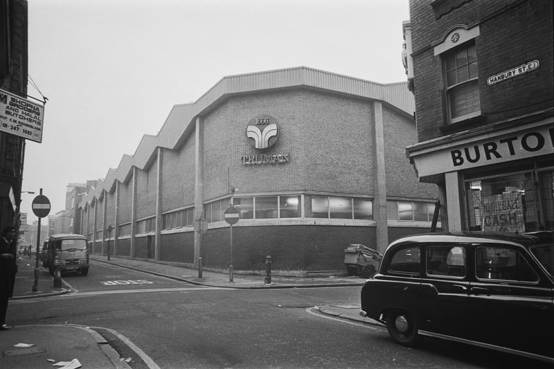 The Truman Brewery at the intersection of Hanbury Street and Brick Lane in 1977.