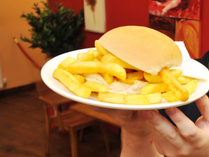Many readers had fond memories of chip butties from the chip shop, sometimes with curry sauce.