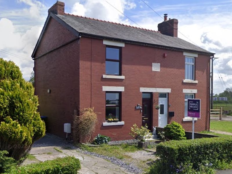 Application validated on Mar 20 for single rear extension