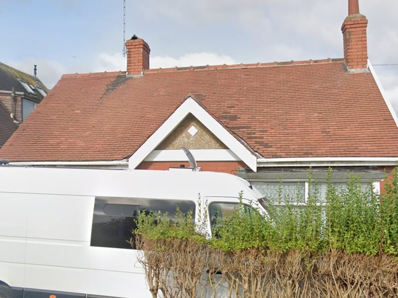 Application validated on Mar 20 for single storey rear extension and removal of existing bay windows to front elevation