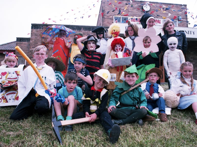 All the fun of Frecheville Carnival - June 1992