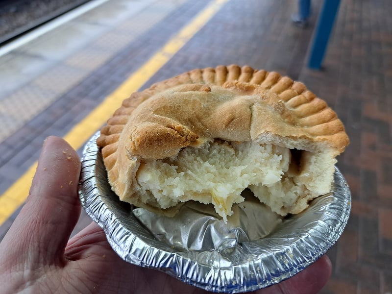 Butter pie is perfect comfort food for a cold, wet and miserable winter's day. It consisting mainly of onions and potatoes. A butter pie is a traditional English savoury pie consisting mainly of onions and potatoes.