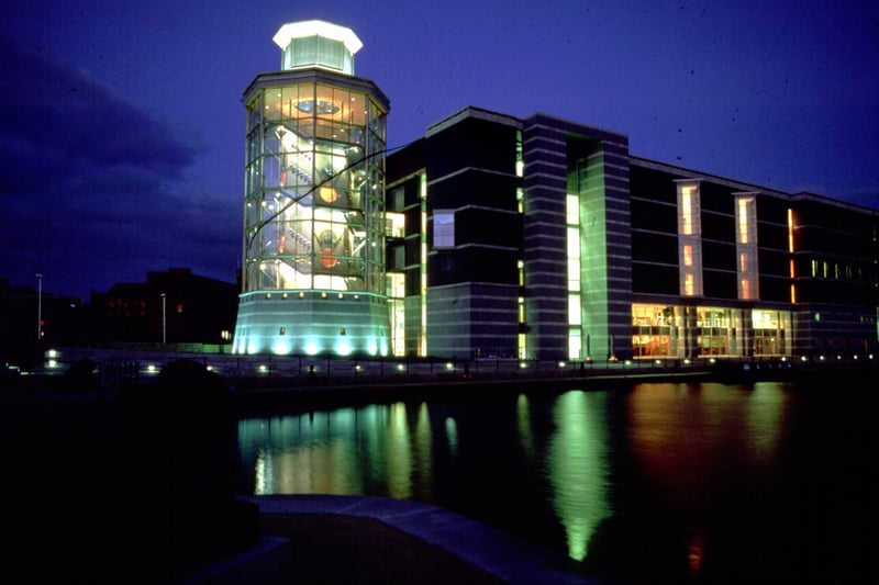 Evening view of the Royal Armouries museum on Armouries Drive adjacent to the River Aire. The building was designed by David Walker Associates to rehouse the London collection in Leeds. It was officially opened by the Queen on March 15, 1996, and opened to the public on April 1, 1996. The museum was built at a cost of £42.5 million.