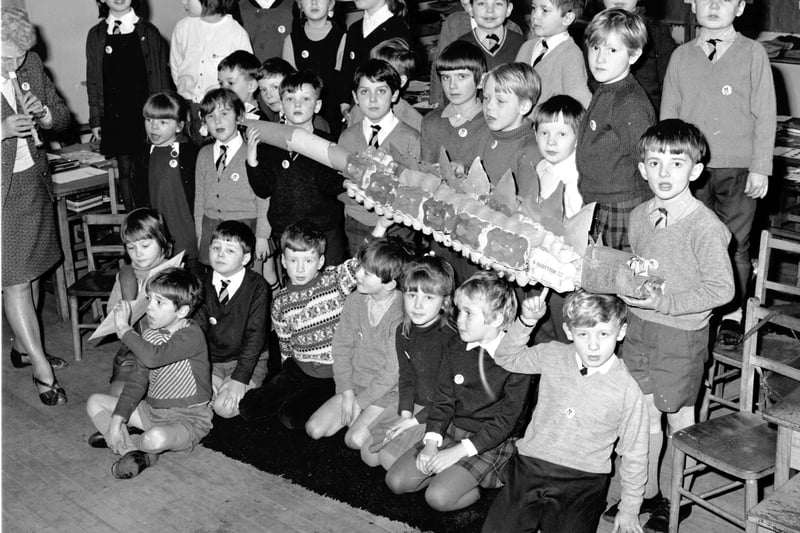 Children at the Bruntsfield primary school Tufty Club with a home-made dragon in March 1970.