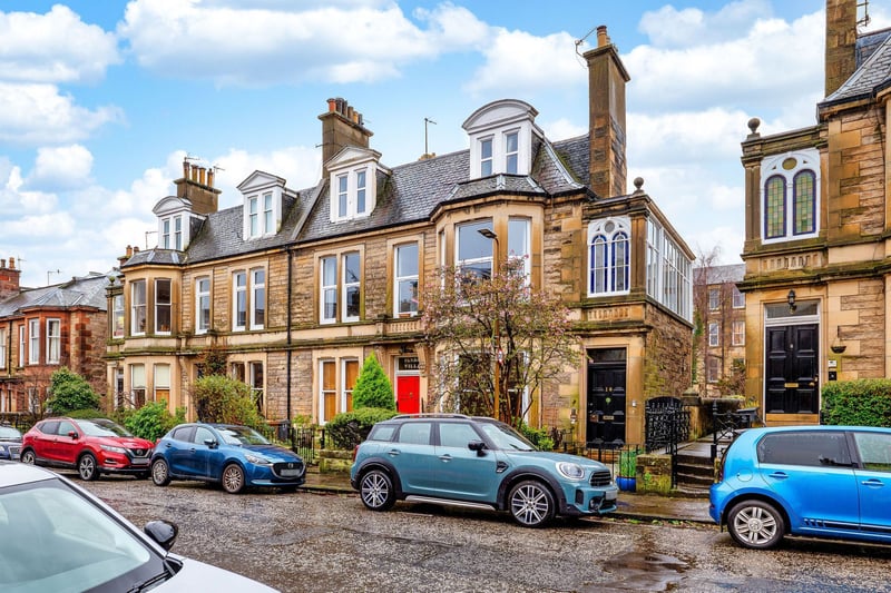 This outstanding fully renovated double upper villa is located on a peaceful street in the prime residential area of Newington on Edinburgh's south side which sits within easy reach of a variety of excellent local amenities, highly regarded schools and all the attractions of the city centre.