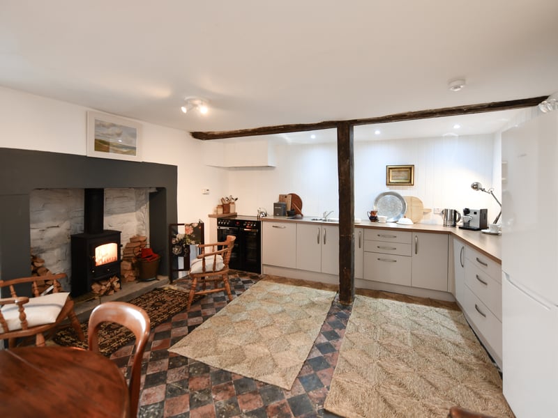 Exterior: There is a private walled garden which has recently been landscaped and is an ideal place to relax in. An outbuilding provides plenty of additional storage space.
Contact Galbraith on 01556 505 346.
