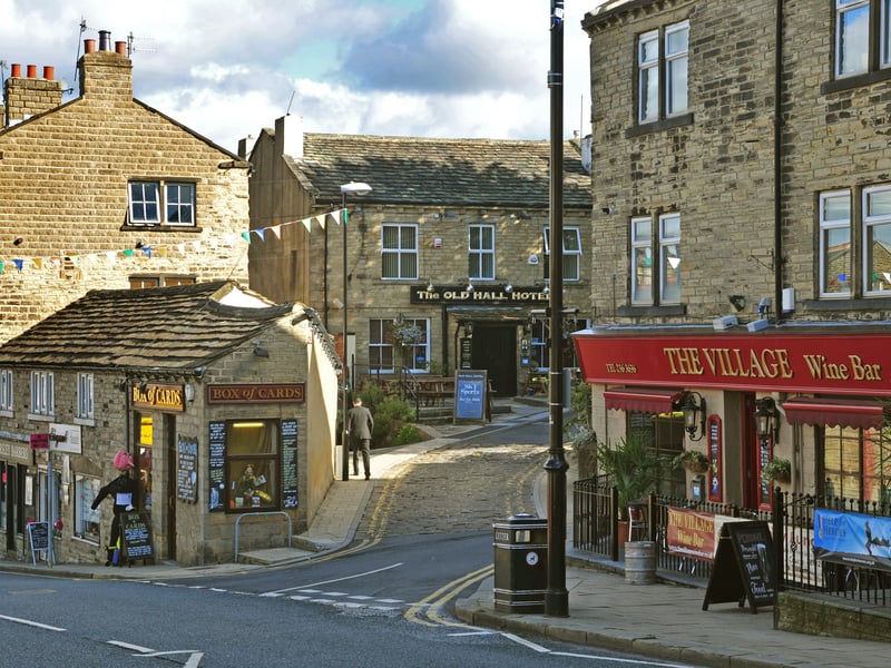 Town Street, Farsley