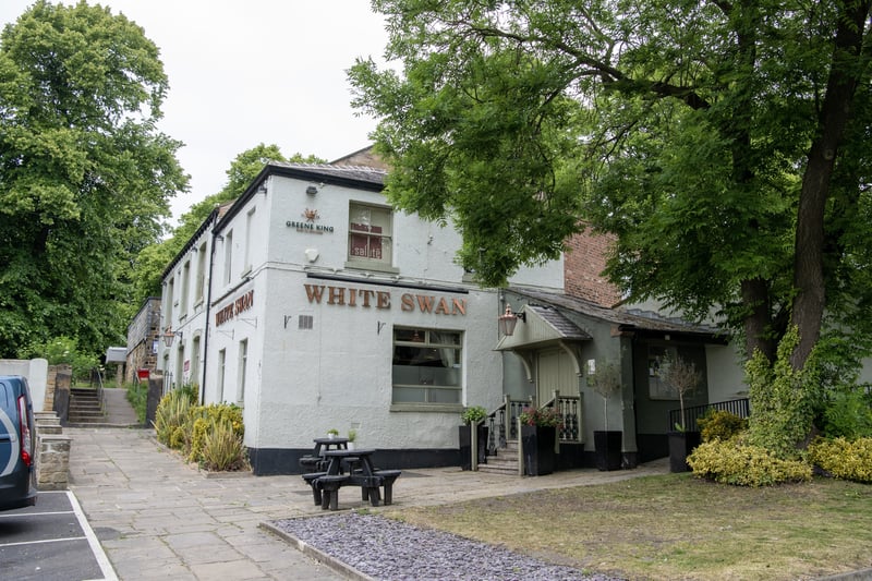 9 of the best pubs in Leeds for lunch according to people who live here