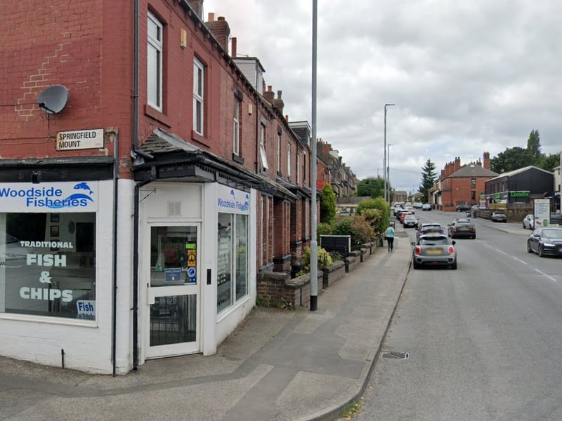 This is a classic British chippy done exactly right, standing as a pillar of the Low Lane community. Known for its "really tasty" fish and chips that are always cooked to order, Woodside Fisheries avoids the pitfalls of pre-warmed food. 🍽️ 274 Low Ln, LS18 5PW