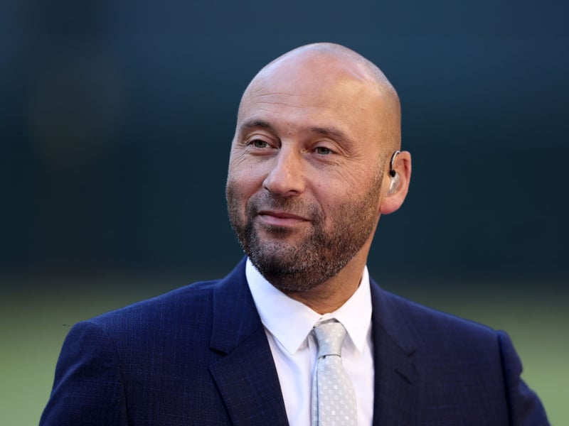 Another former New York Yankee, Derek Jeter is worth around $200 million. A 14-time All-Star, he won both the Silver Slugger and Gold Glove awards five times. He is now one of the owners of the Miami Marlins.