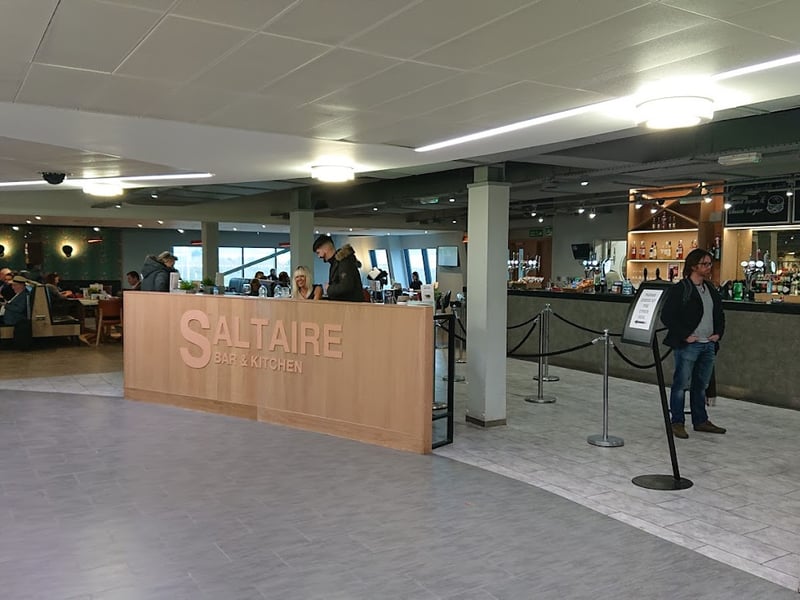 The Saltaire Bar & Eatery is open from the time of the first departing flight until boarding of the last flight daily.