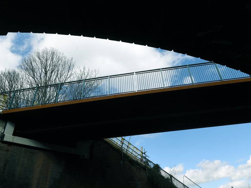 The new bridges will be constructed to the latest specifications, providing a wider bridge deck of four metres and accessible ramps.