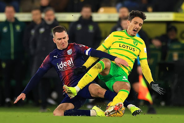A left-back that is now a free agent after leaving Norwich City. Worth €2.80m according to TransferMarkt, and has 75 Championship games under his belt. 