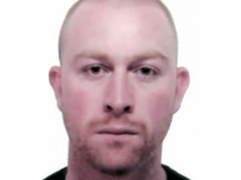 Kevin Thomas Parle is wanted in connection with the murders in Liverpool of 16yr old Liam Kelly in 2004 & Lucy Hargreaves in 2005