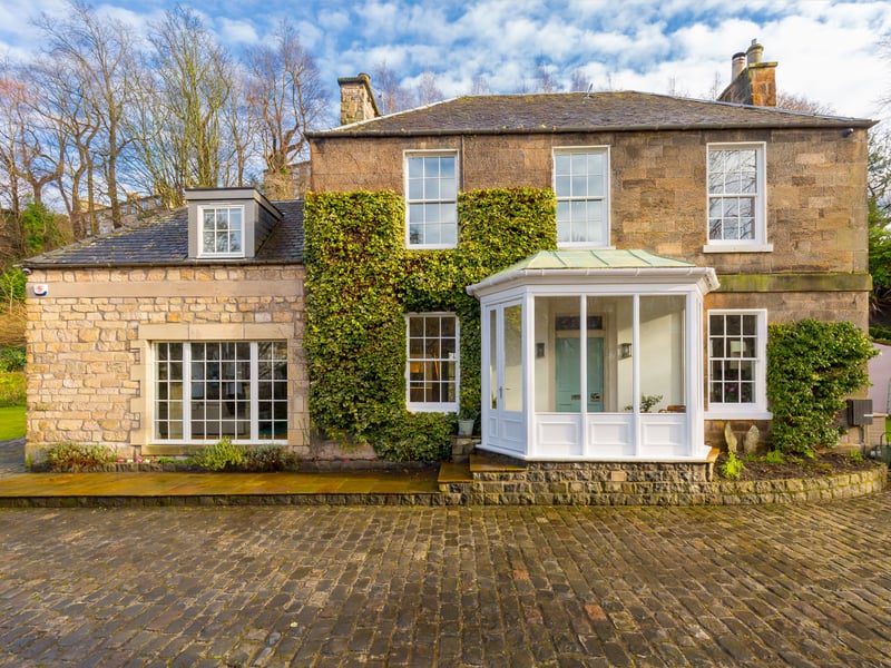 What is it? A rarely available detached four-bedroom townhouse set in the popular Stockbridge area of the Capital.