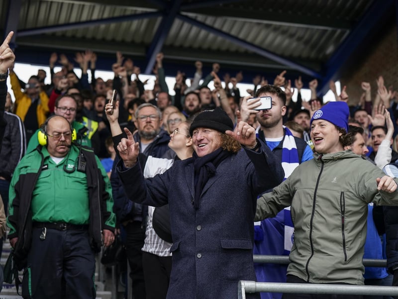 25 brilliant images of 20K Portsmouth fans in party mood as side move to brink of Championship against Shewsbury Town