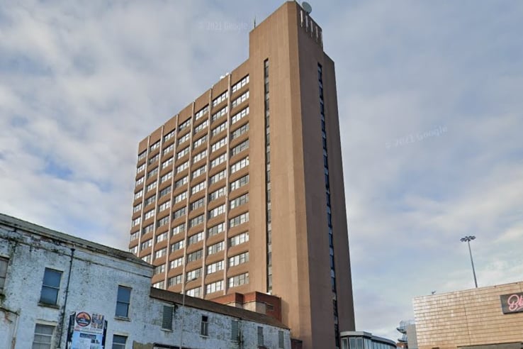 70,560 sq ft vacant offices across 14 floors with tenanted leisure facility included- trading as 'level'. Cost: £3,500,000.