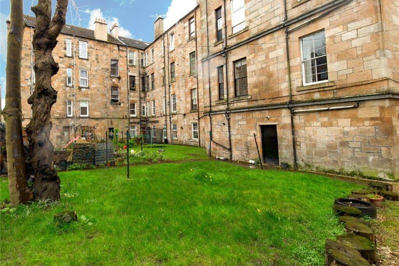 The shared rear gardens are spacious in size and a great space to head to on a sunny day in Glasgow's Southside. 