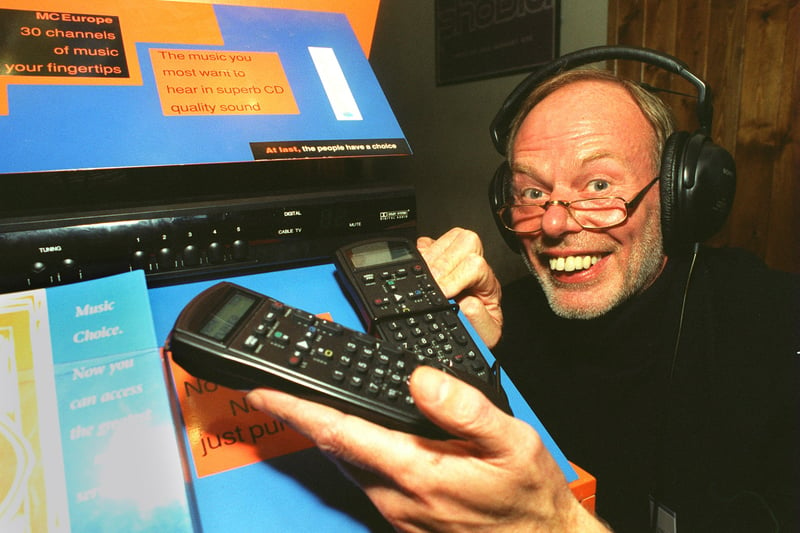 'Whispering Bob Harris' launches the Bell Cable Media Music Choice system at the Leeds Town & Country Club in October 1995.