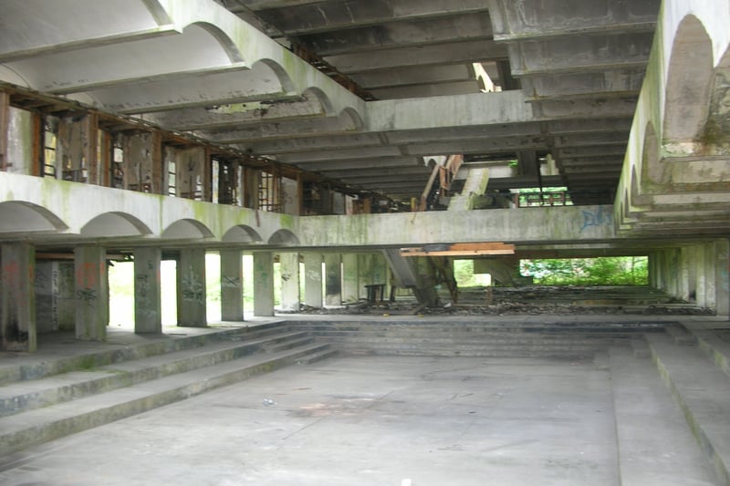 Over in Cardross we have one of Scotland's most brutalist structures, St Peter's Seminary. Looking like a location scouts dream for some kind of retro dystopian adaptation of 1984 or Dune, it was originally a training ground (seminary) for apprenticing Catholic Priests. The seminary closed in February 1980, due to falling numbers of people joining the priesthood. It became a drug rehabilitation centre in 1983, before closing down permanently in 1987. It's been abandoned since, and is now in a completely derelict state following a fire in 1995. 