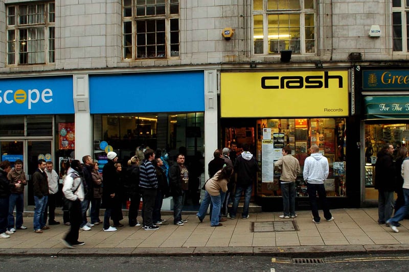People queue for the Kaiser chief gig tickets at Crash Records in December 2007