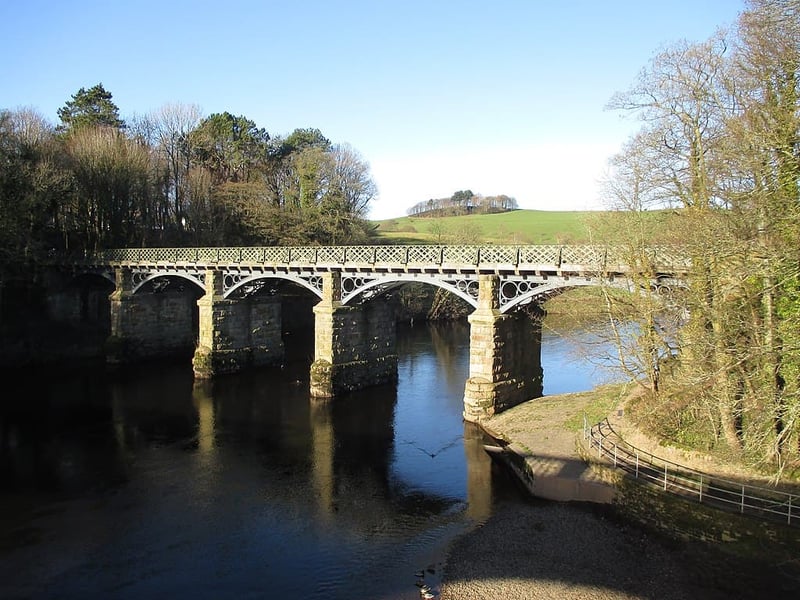 This unique village is situated in the Lower Lune Valley and its landscape ranges from hills and becks to the flat flood plain of the River Lune. 