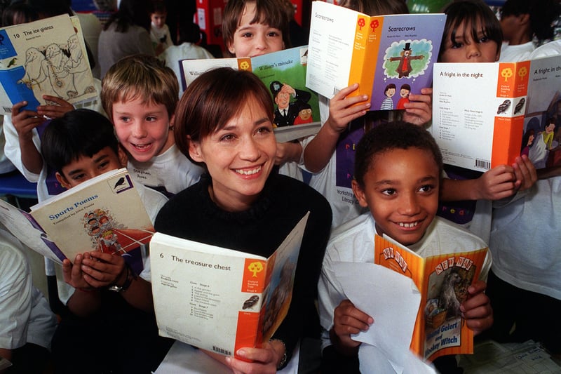 Emmerdale's Leah Bracknell visited the school for the launch of the Right To Read campaign in November 1999.
