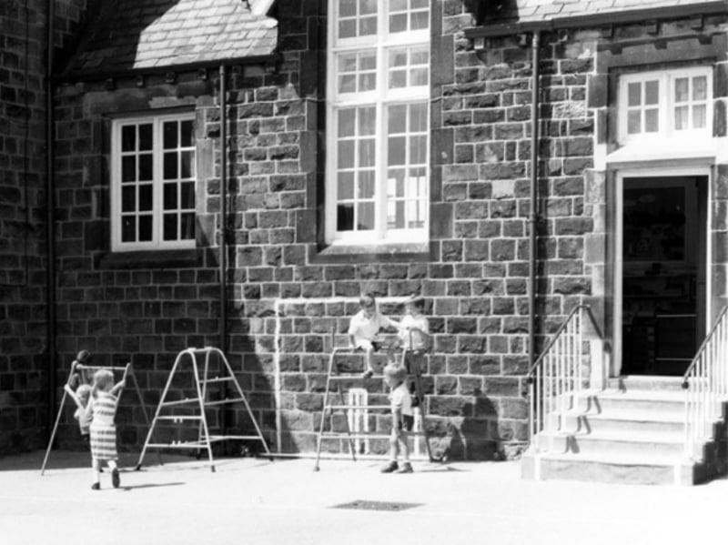 Hackenthorpe Village Infant School, on Beighton Road, in July 1989
