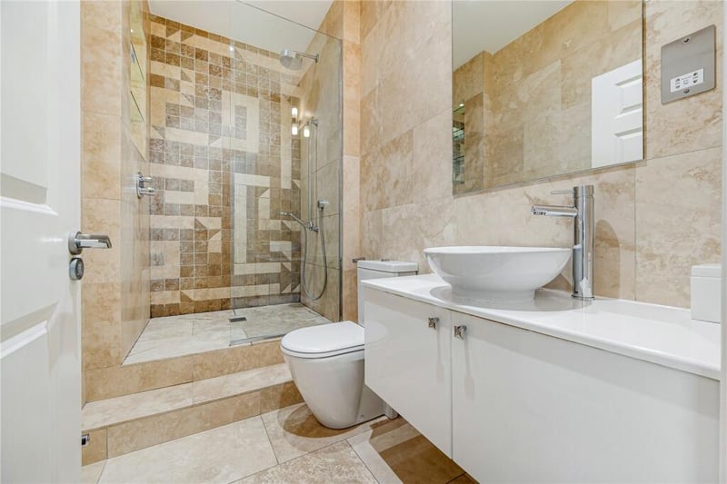 Its luxurious en-suite has underfloor heating and a large walk-in shower.