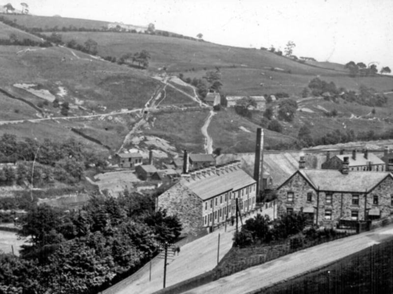 Wood Willows, now Manchester Road, in Stocksbridge, pictured some time between 1920 and 1939