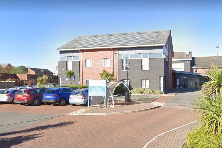 St Annes Health Centre, Durham Avenue, St Annes, FY8 2EP | Of the 123 people who responded to the survey, 69% described their overall experience of this GP practice as good.
