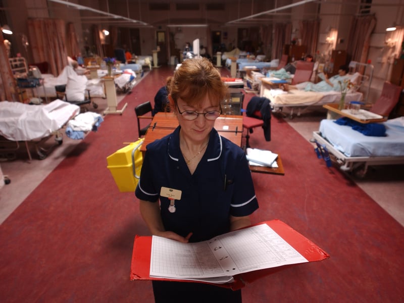 Ward 10 of the old Royal Infirmary, with Sister Lynn Reid in charge, in 2001
