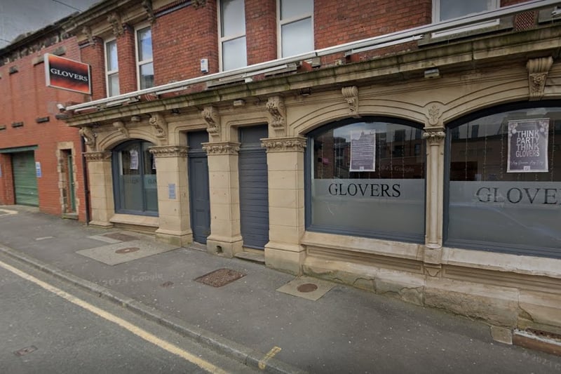Glover's Court, Preston, PR1 3LS | 4.2 out of 5 (157 Google reviews) | "Love this place, from the music, the staff and the cocktails."