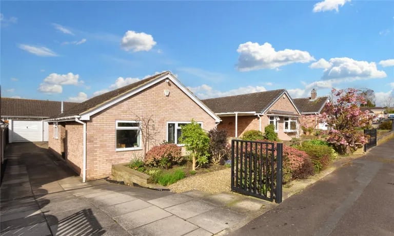 A delightful three bedroom bungalow in Kippax is on the market.